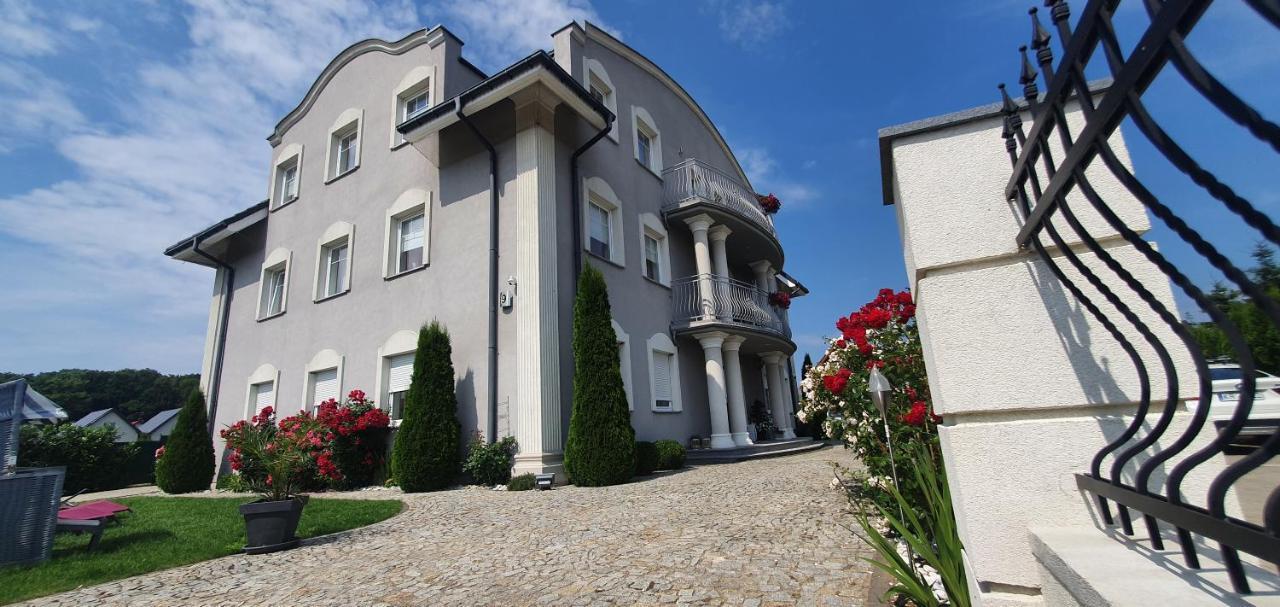 Villa Taan Royal 里沃 外观 照片