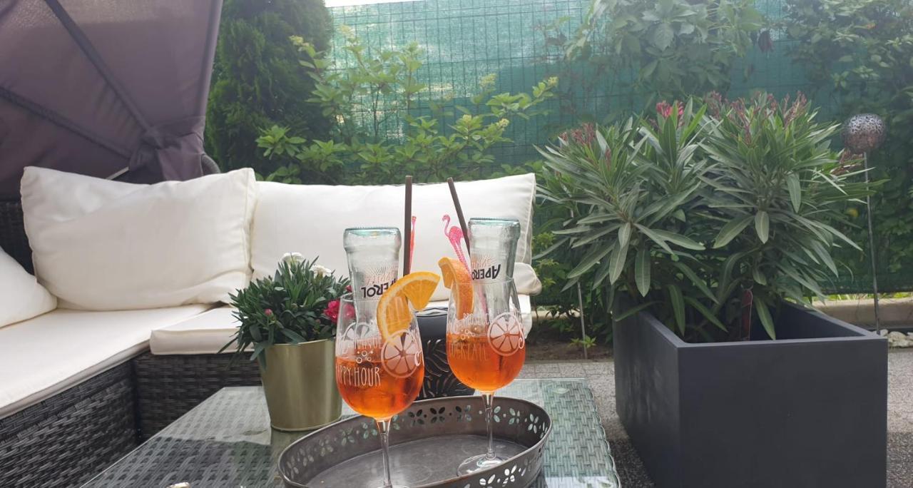Villa Taan Royal 里沃 外观 照片