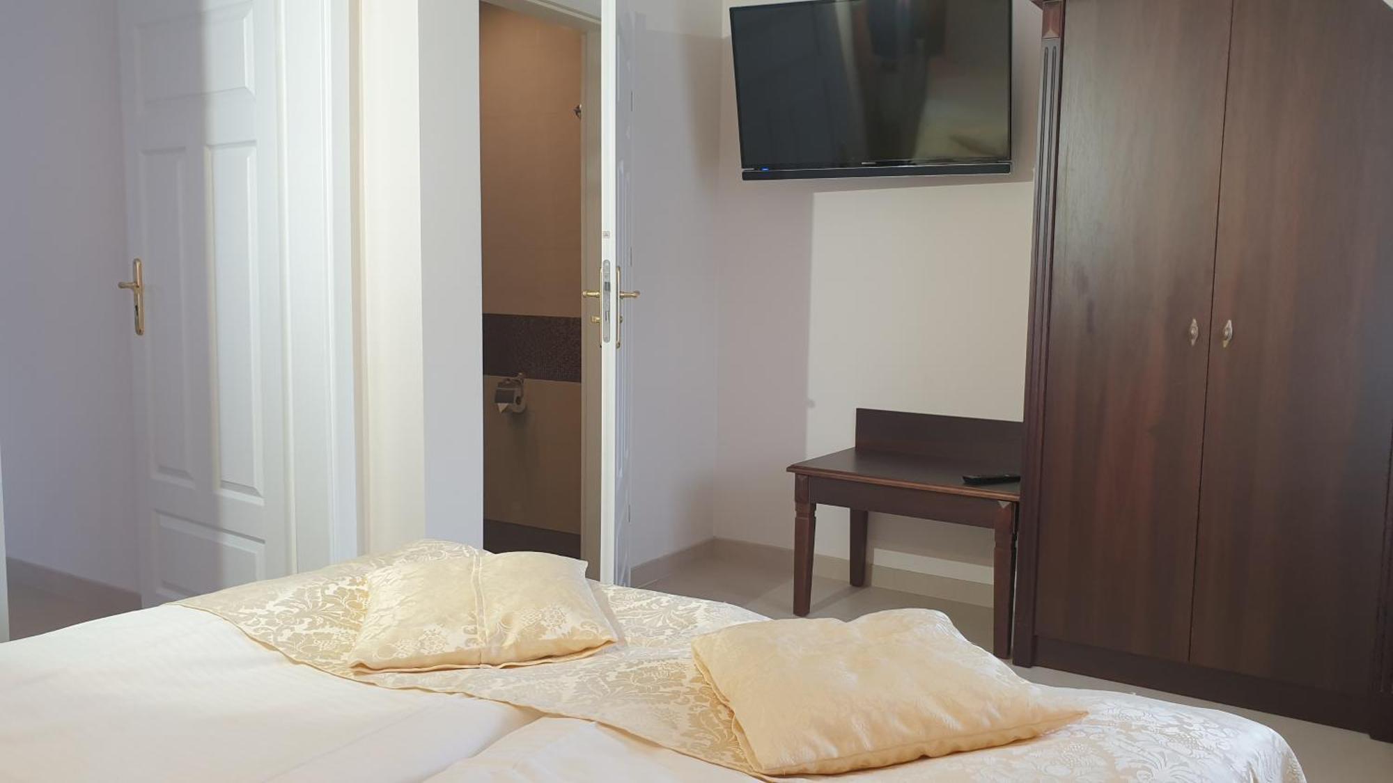 Villa Taan Royal 里沃 客房 照片