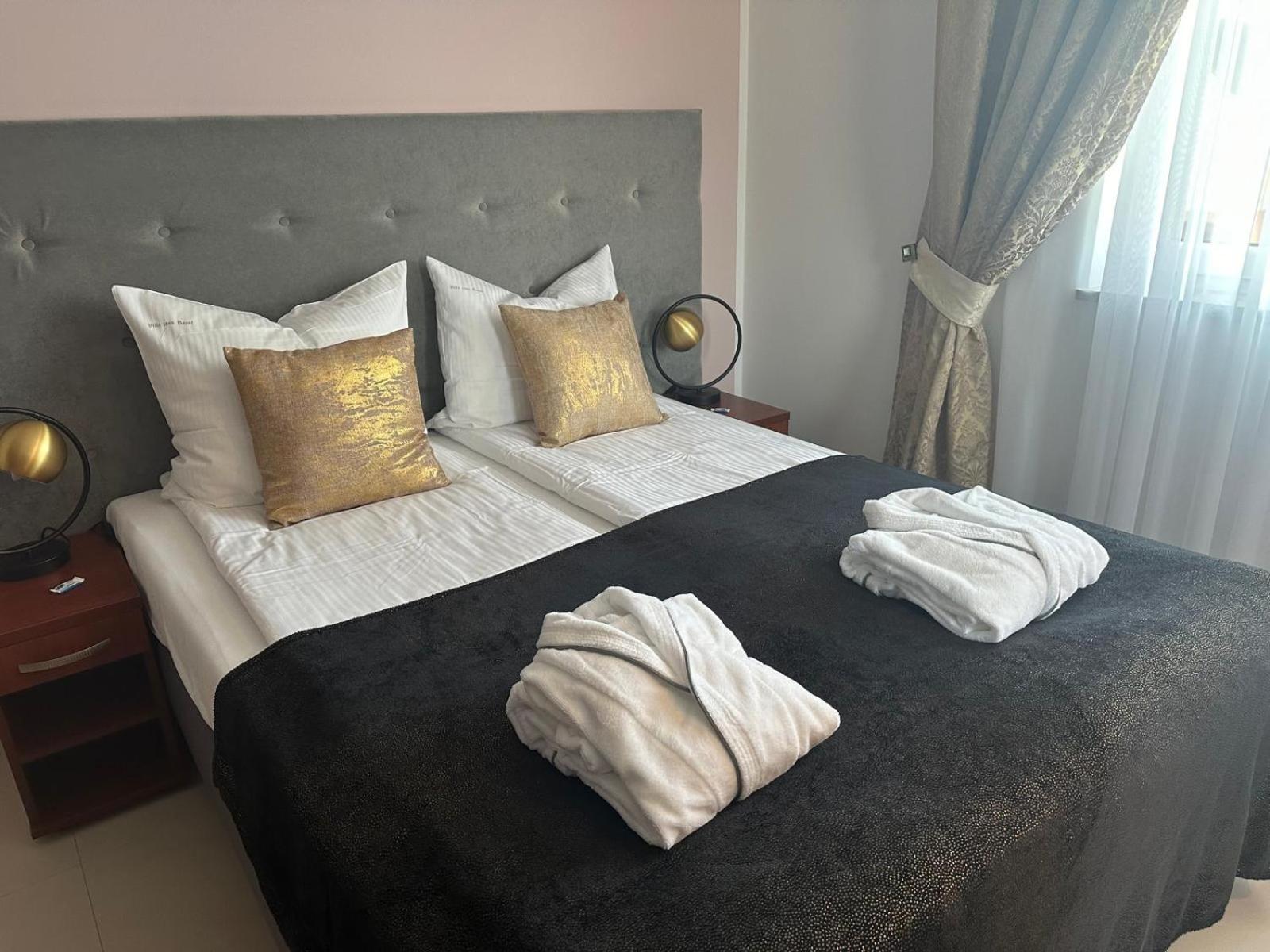 Villa Taan Royal 里沃 外观 照片