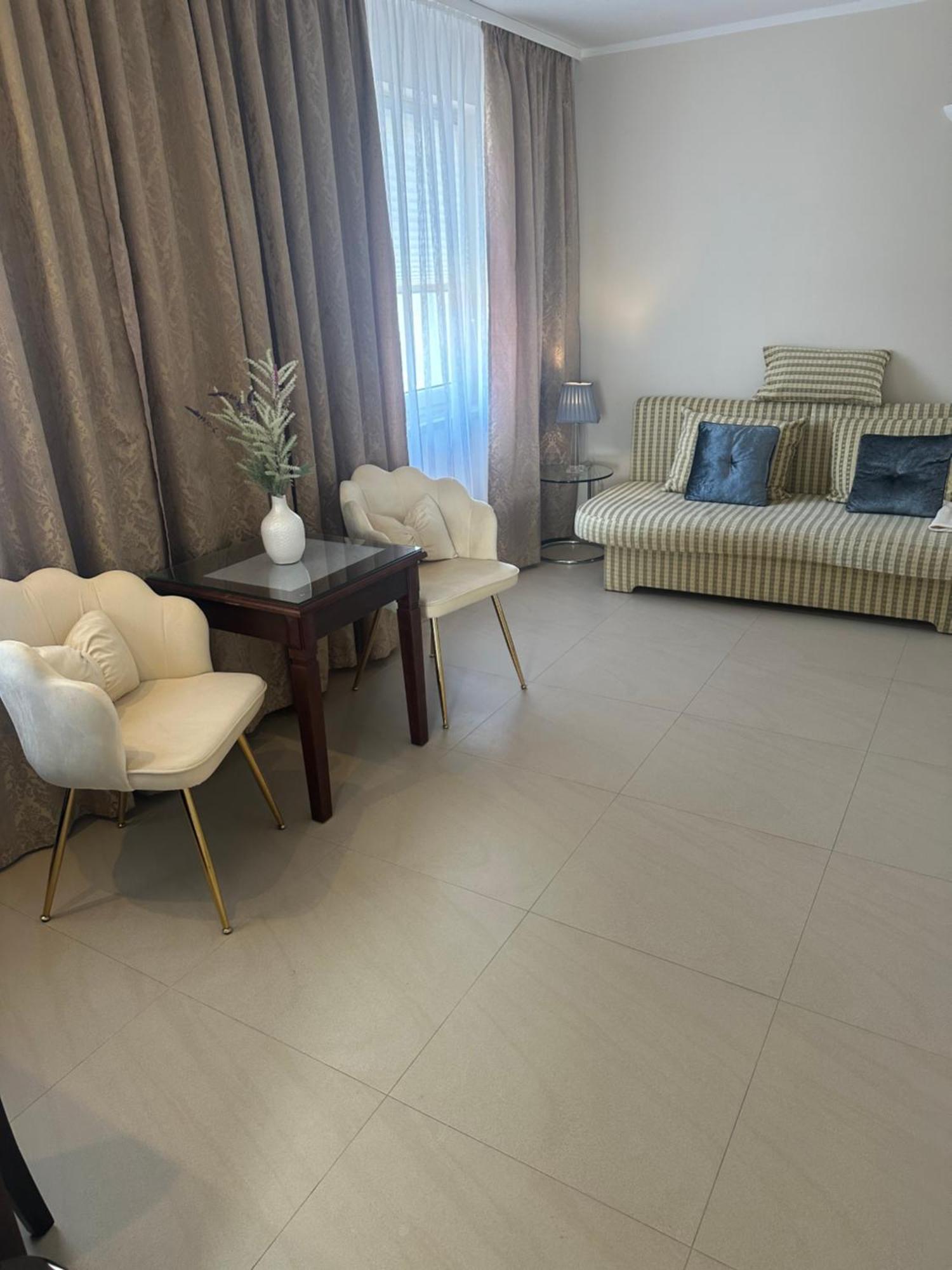 Villa Taan Royal 里沃 外观 照片