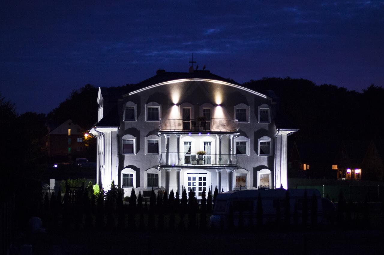 Villa Taan Royal 里沃 外观 照片