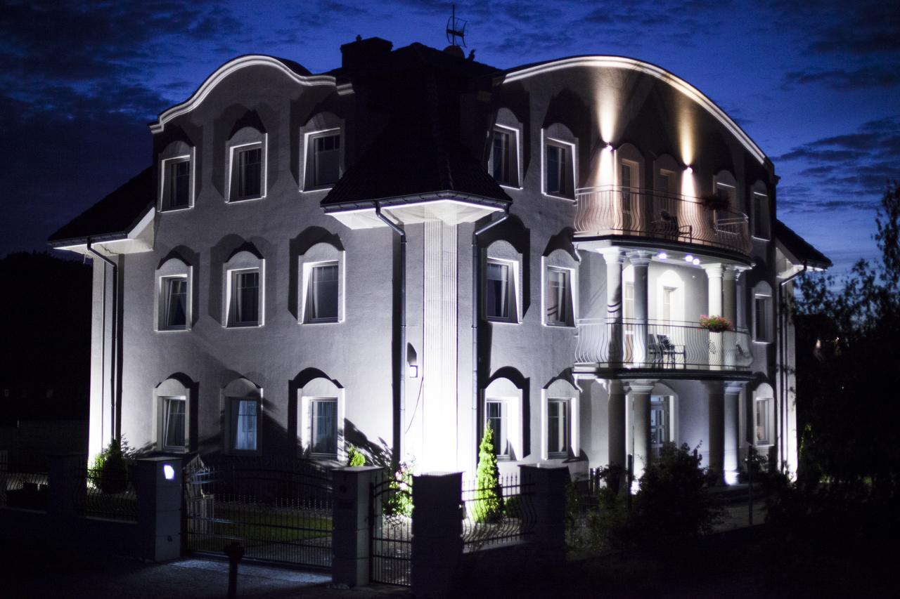 Villa Taan Royal 里沃 外观 照片